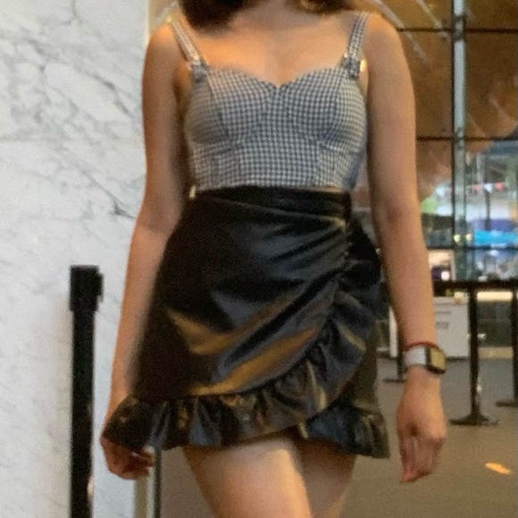 Checkered Crop Top - Picture 3 of 4